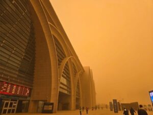 北京机场取消航班413架次 河南惊现15级大风-1984bbs