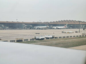 北京惊现 14 级强风 900班机停飞!机身抖的像筛糠 中国导演吓到发遗书-1984bbs