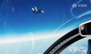 中美主力舰载机罕见同框! “飞鲨”歼-15与“超级大黄蜂”海上对峙曝光-1984bbs