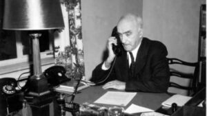 司徒雷登对共产党的真知灼见-1984bbs