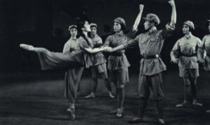 文革样板戏《红色娘子军》在港上演 民间沸腾-1984bbs