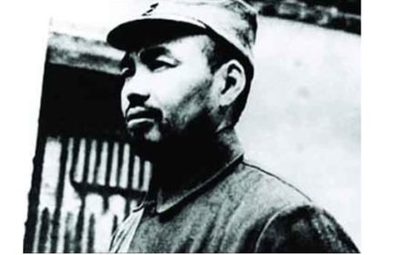 “开国”上将整人功夫了得 告密周恩来邓小平-1984bbs