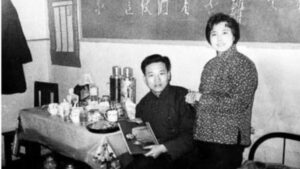 “我爱你附15斤粮票⋯” 文革情书能笑出眼泪-1984bbs