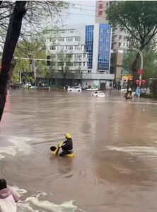 河北承德暴雨后秒变“大海”! 累计降水量为 144.9 毫米 达到大暴雨级别-1984bbs