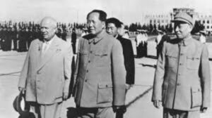 毛泽东与刘少奇 动个指头就打倒你 —中共谎言100例(92)-1984bbs