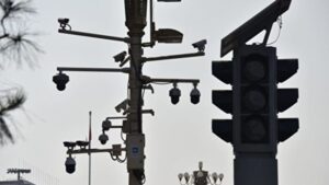 清华教授疑手机遭监控报警遇阻 网友：就是他们干的-1984bbs