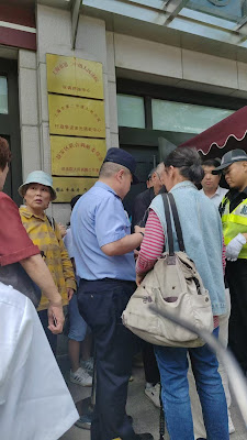 宋嘉鸿：上海人民法院不让访民旁听侵犯了法律赋予公民的权利-1984bbs