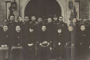 蒋中正对共产党认识华丽转身的启示-1984bbs