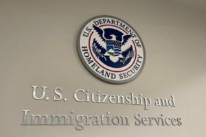 美移民局更新政策 严格筛查以根除反美主义-1984bbs