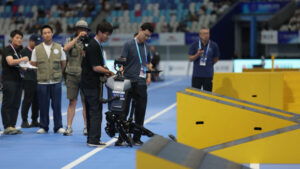 党媒报导北京机器人运动会为何哑火-1984bbs