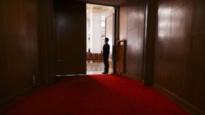 秘会结束？分析：四中全会高层位置异动成观察点-1984bbs