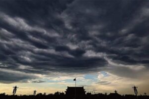 袁红冰：北京阅兵暗藏习近平末日疯狂计划-1984bbs