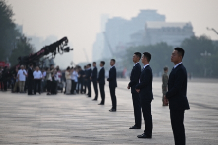 中共九三阅兵“炫武”后 国防军工股集体大跌-1984bbs