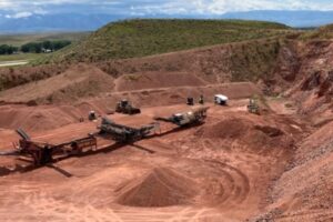 【网海拾贝】中共为何突然在经济上对美宣战？-1984bbs