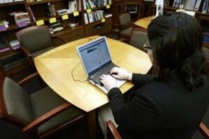 “非升即走”制度下 博士们正逃离中国高校-1984bbs