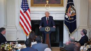 【禁闻】川普曝习川会小插曲 笑翻白宫-1984bbs