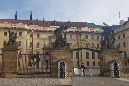 布拉格推“去共化” 更改街名与地铁站名-1984bbs