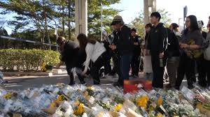 【禁闻】香港火灾 市民联署追责 港府抓人-1984bbs