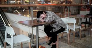 【禁闻】上班越上越穷“家里供不起上班”冲热搜-1984bbs