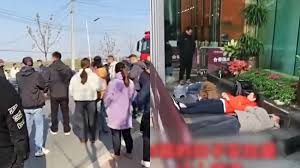 【禁闻】年关将至 中国维权讨薪潮风起云涌-1984bbs