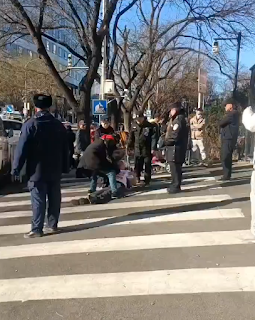 图片[5]-新冠疫苗受害者示威三周年 钱大龙被抓捕、微博账号被消失 身患重病的孙娜啦被骚扰摔倒  刘燕赴国家卫健委抗议-1984bbs